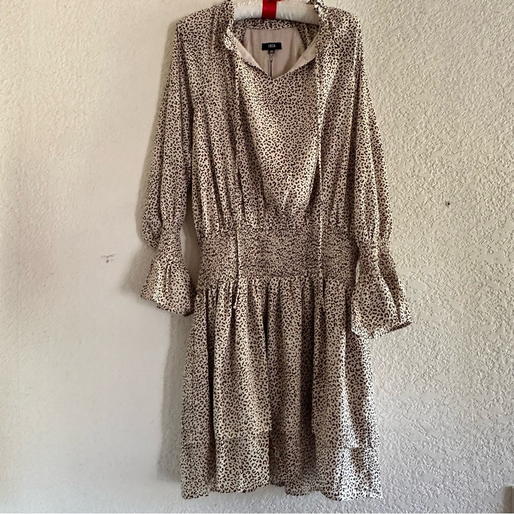 Elegant Cream Patterned Dress